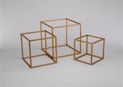 Metal Cube Frame 10" Gold
